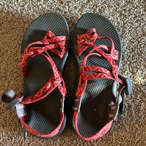 Chacos women’s size 7 candles